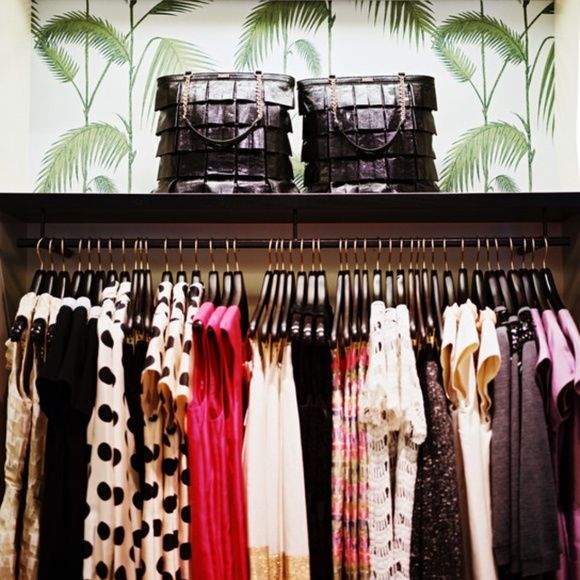 Reseller's Mystery Box 5-7 Pieces - Picture 4 of 6